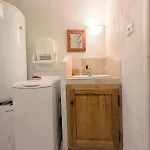 Le Mistral - Pont Du Gard - Cozy&intime - Wifi Fibre -tv Saint-Bonnet-du-Gard