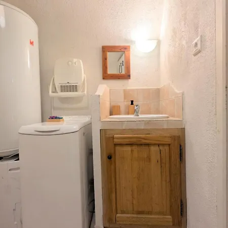 Le Mistral - Pont Du Gard - Cozy & Intime - Wifi Fibre -tv Saint-Bonnet-du-Gard